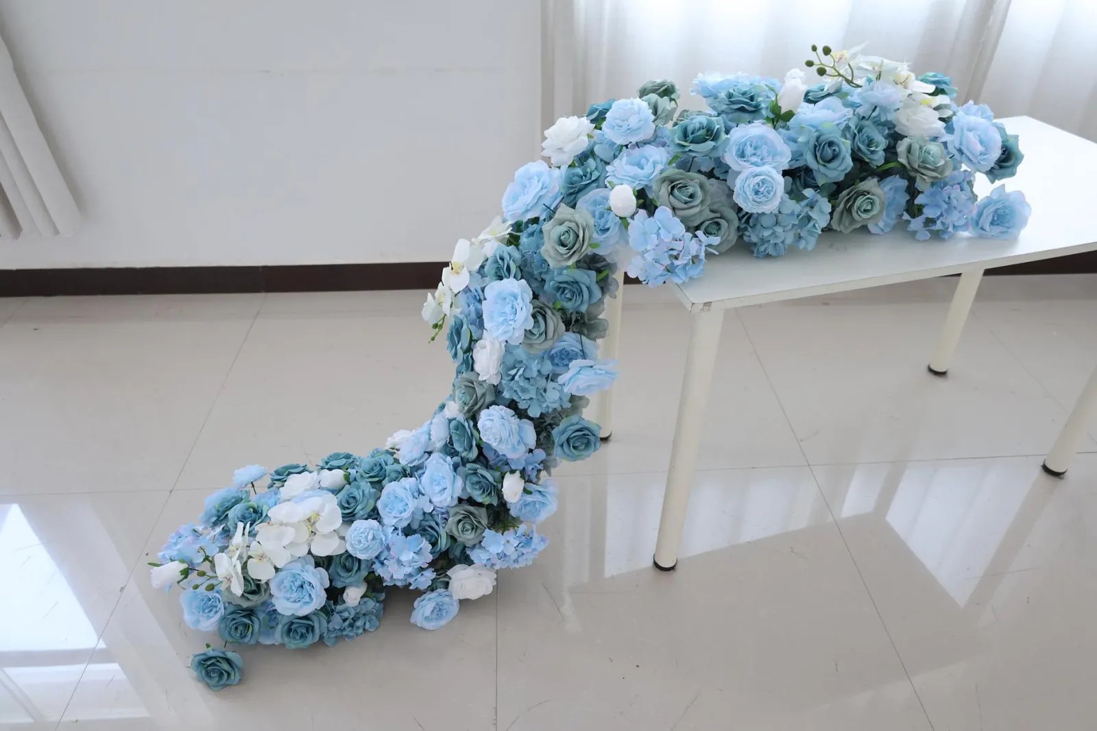 Table Strip
